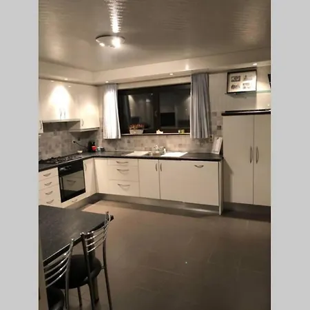 Spacious Holiday بيت للعطل